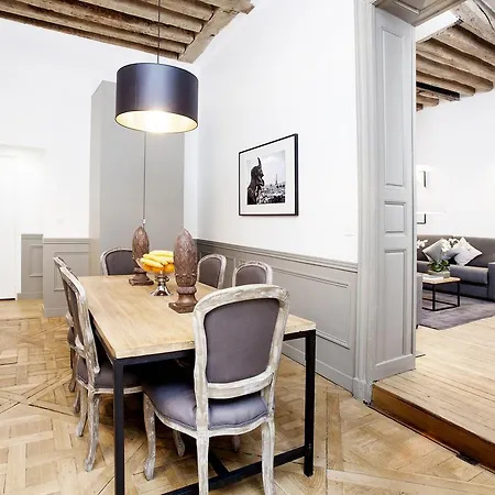 Livinparis - Luxury 2 Bedrooms Le Marais I Appartement Paris