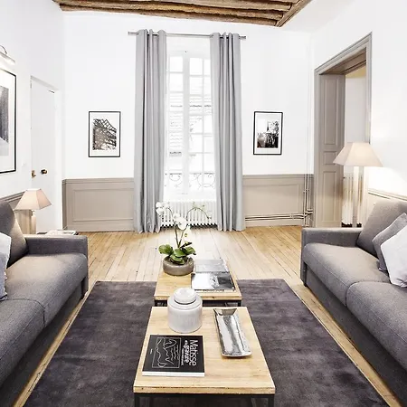 Livinparis - Luxury 2 Bedrooms Le Marais I * Paris