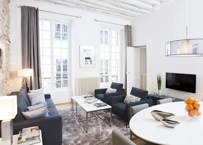 Livinparis - Luxury 2 Bedrooms Le Marais I דירה *