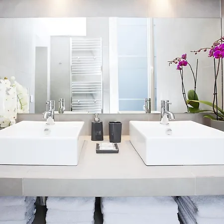 Daire Livinparis - Luxury 2 Bedrooms Le Marais I *