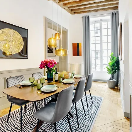 Livinparis - Luxury 2 Bedrooms Le Marais I