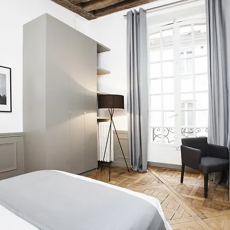 Livinparis - Luxury 2 Bedrooms Le Marais I Daire Paris