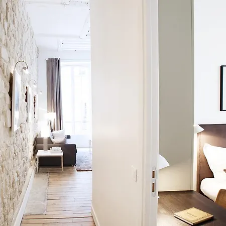 Livinparis - Luxury 2 Bedrooms Le Marais I